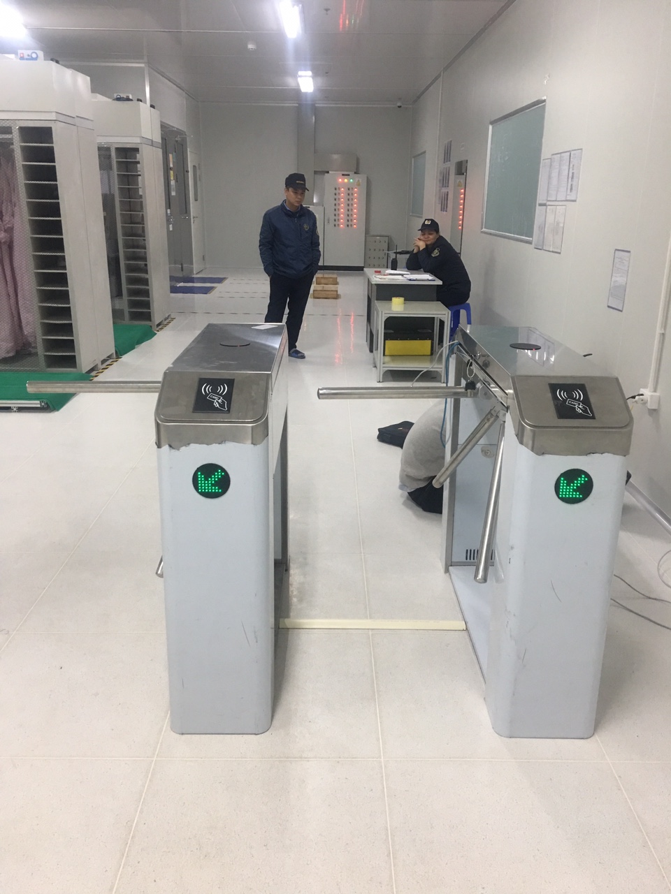 Lắp Đặt Hệ thống Tripod - Kho Cảng Nội Địa Sân Bay Nội Bài