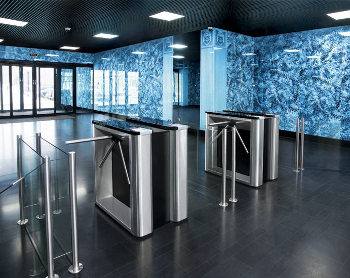 VÌ SAO TRIPOD TURNSTILE SỬ DỤNG CƠ CẤU BA CÀNG?